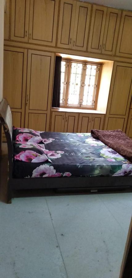 Apartamento Srinivas Nilayam Hyderabad Exterior foto