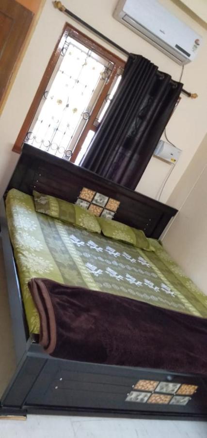 Apartamento Srinivas Nilayam Hyderabad Exterior foto